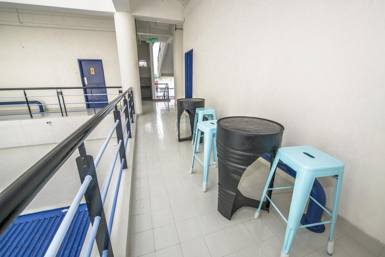 Im4U Hostel, Dek@T Puchong Exterior foto