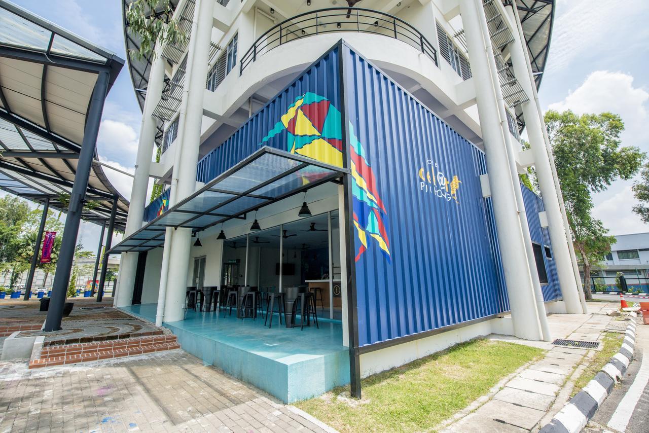 Im4U Hostel, Dek@T Puchong Exterior foto